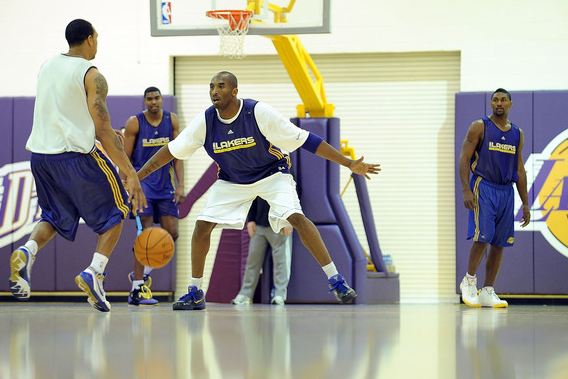 Kobe-Bryant-practice